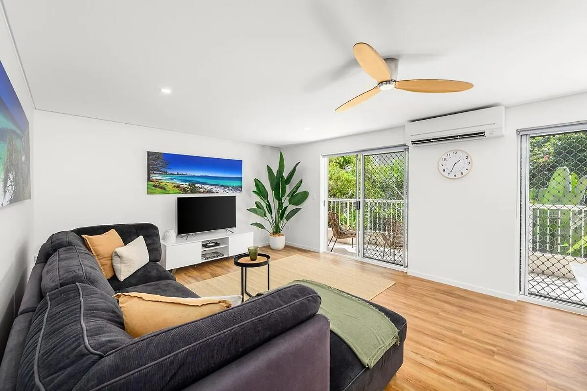 Apartment Rare 3 Bed Beachside Burleigh Gold Coast Australia
